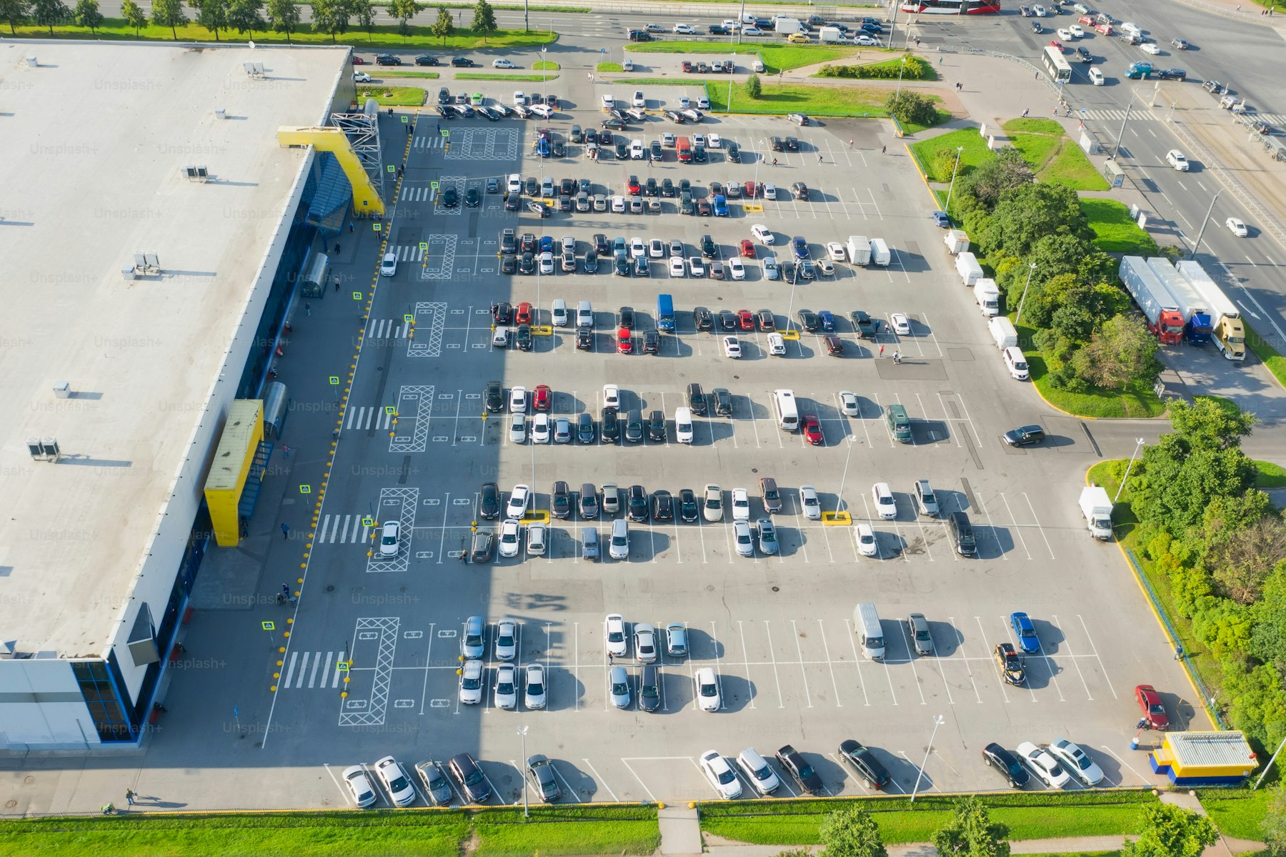 Retail & Hospitality